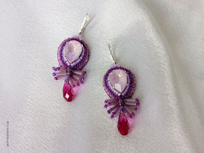 Fuchsia flower Earrings - Image 4
