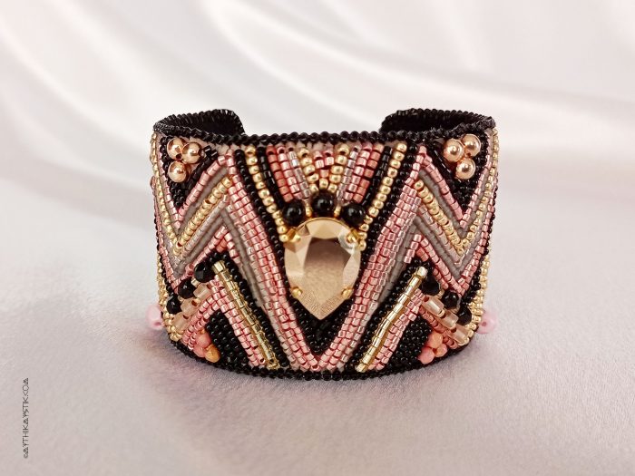 Vinicunca cuff