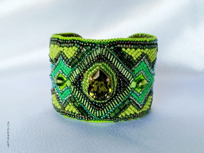 Daphne cuff
