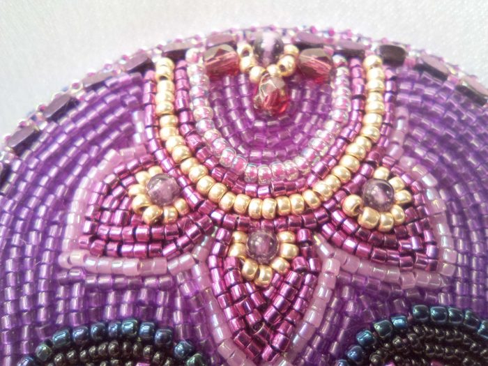 Broche Calavera Amethyste – Image 3