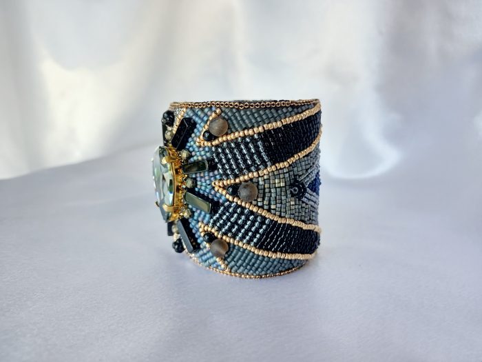 Black Tear Cuff - Image 2