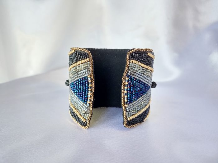 Black Tear Cuff - Image 4