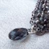 broche en perles