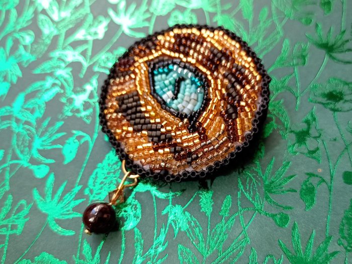 Cat's Eye Brooch - Image 2