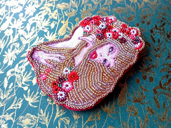 Broche Rouge coquin – Image 4