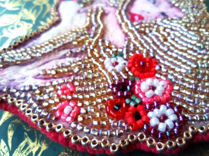 Broche Rouge coquin – Image 6