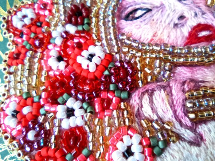 Broche Rouge coquin – Image 7