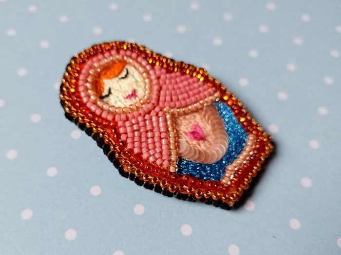 Broche Poupée Matriochka Pétronille – Image 3