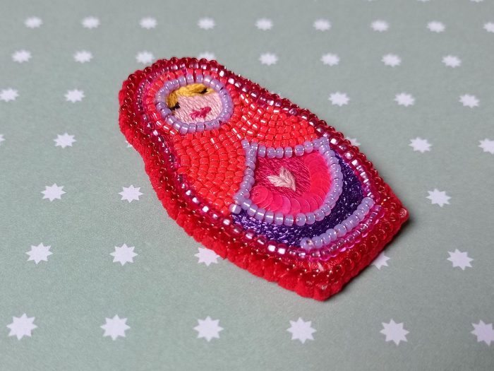 Broche Poupée Matriochka Louison – Image 2