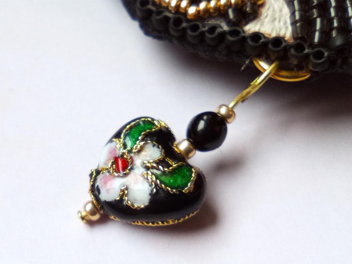 Gorgon Brooch - Image 8